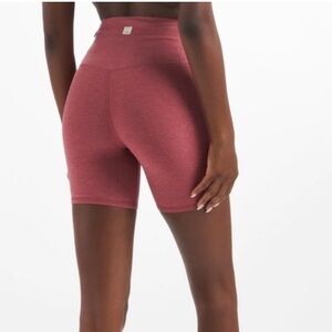 Vuori Clean Elevation Shorts in Desert Rose Heather Size Small